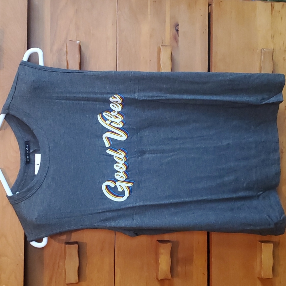 🥰HP🥰 NWT Sweet Claire: "Good Vibes" tanktop, dark gray